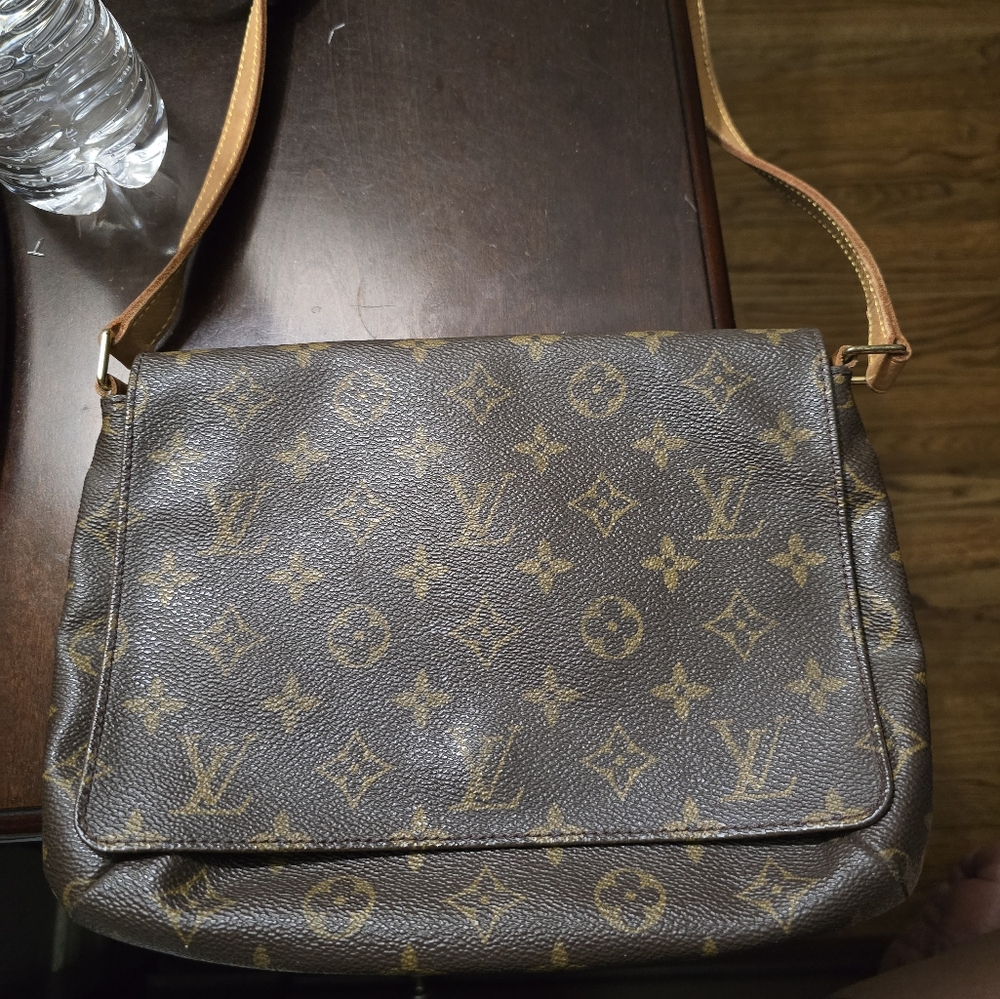 Louis Vuitton Musette Tango shoulder bag